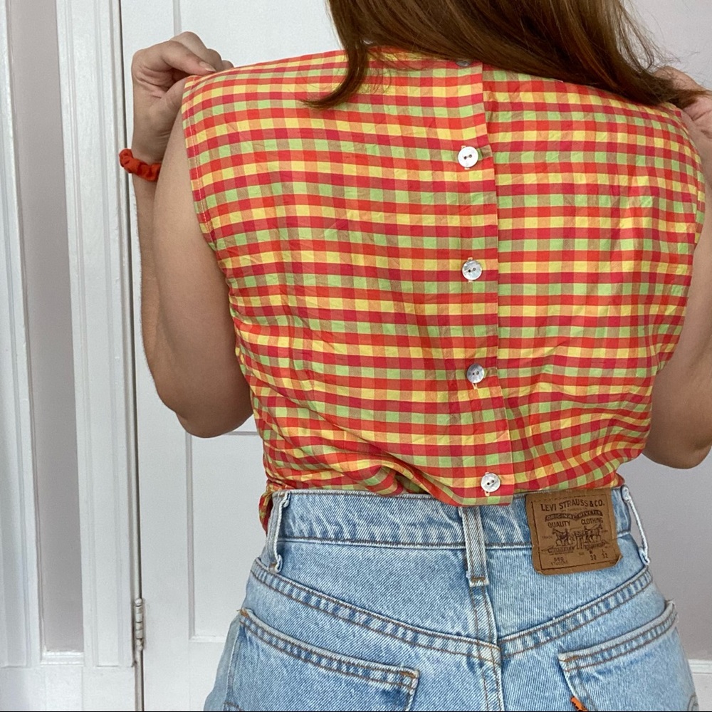 VINTAGE button back crop top